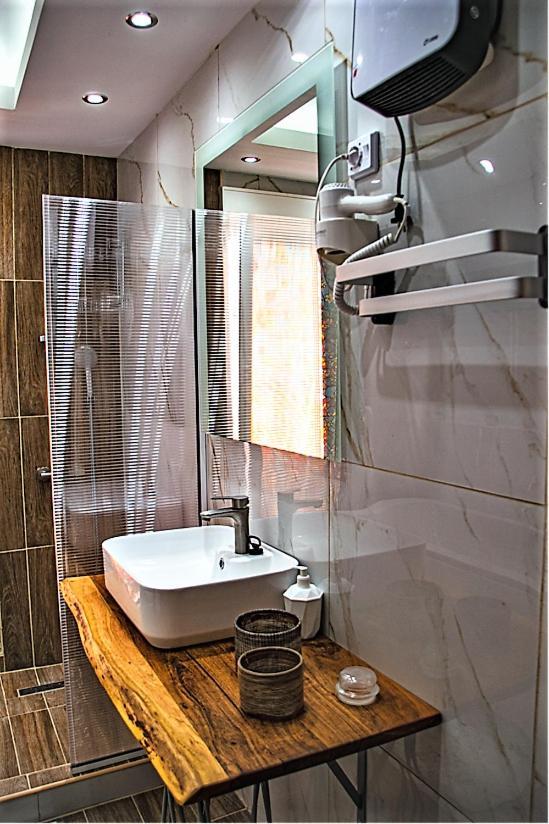 Kassandrou Suite Hot Tub-Jakuzzi - 2 Bedrooms - Big Balcony - Center Tesalónica Exterior foto