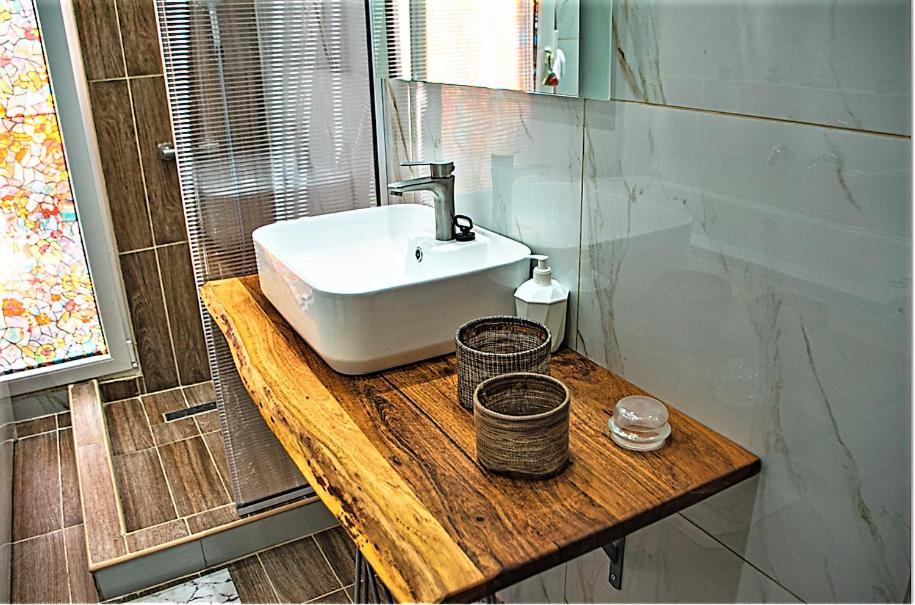 Kassandrou Suite Hot Tub-Jakuzzi - 2 Bedrooms - Big Balcony - Center Tesalónica Exterior foto